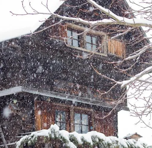 Praegant Apartament *